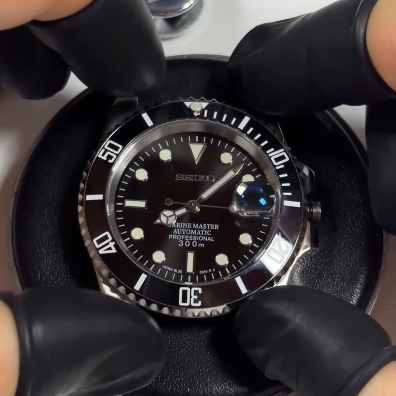 3. HAND-ASSEMBLED IN 48–72H