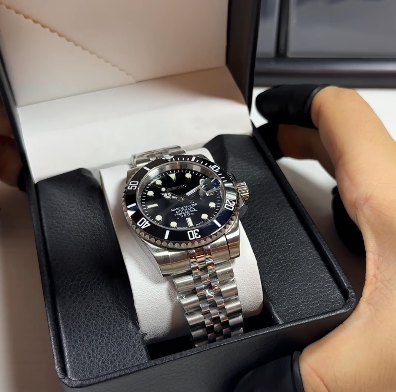 4. SHIPPED, READY TO WEAR