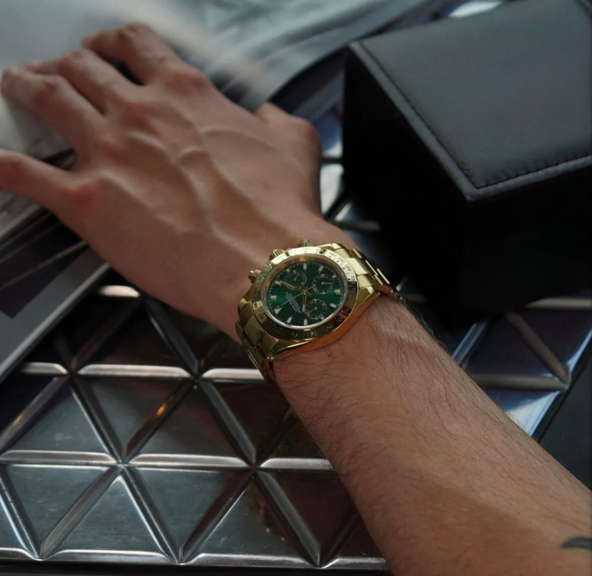 SEITONA | GOLD - GREEN